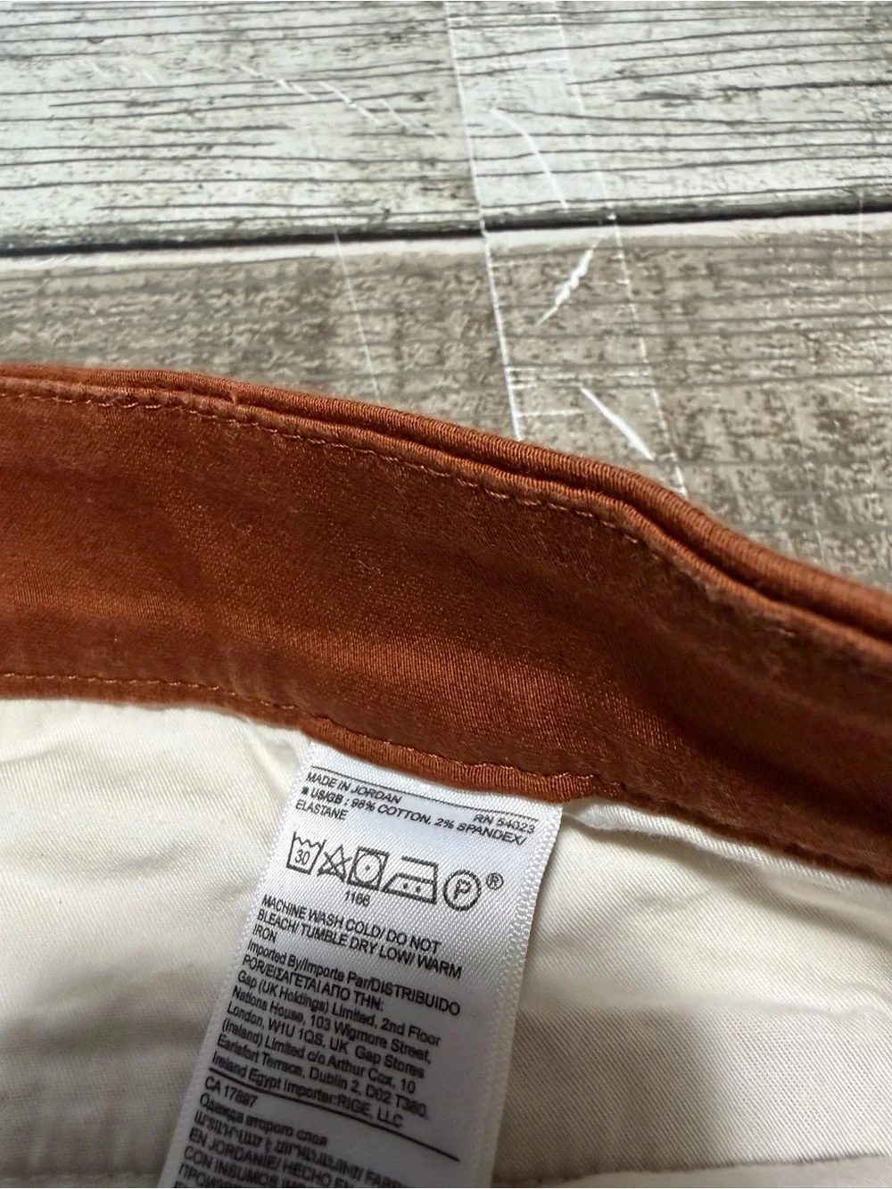 Banana Republic Slim Fit Traveler Chino Pants Men’s 33x34 Burnt Orange